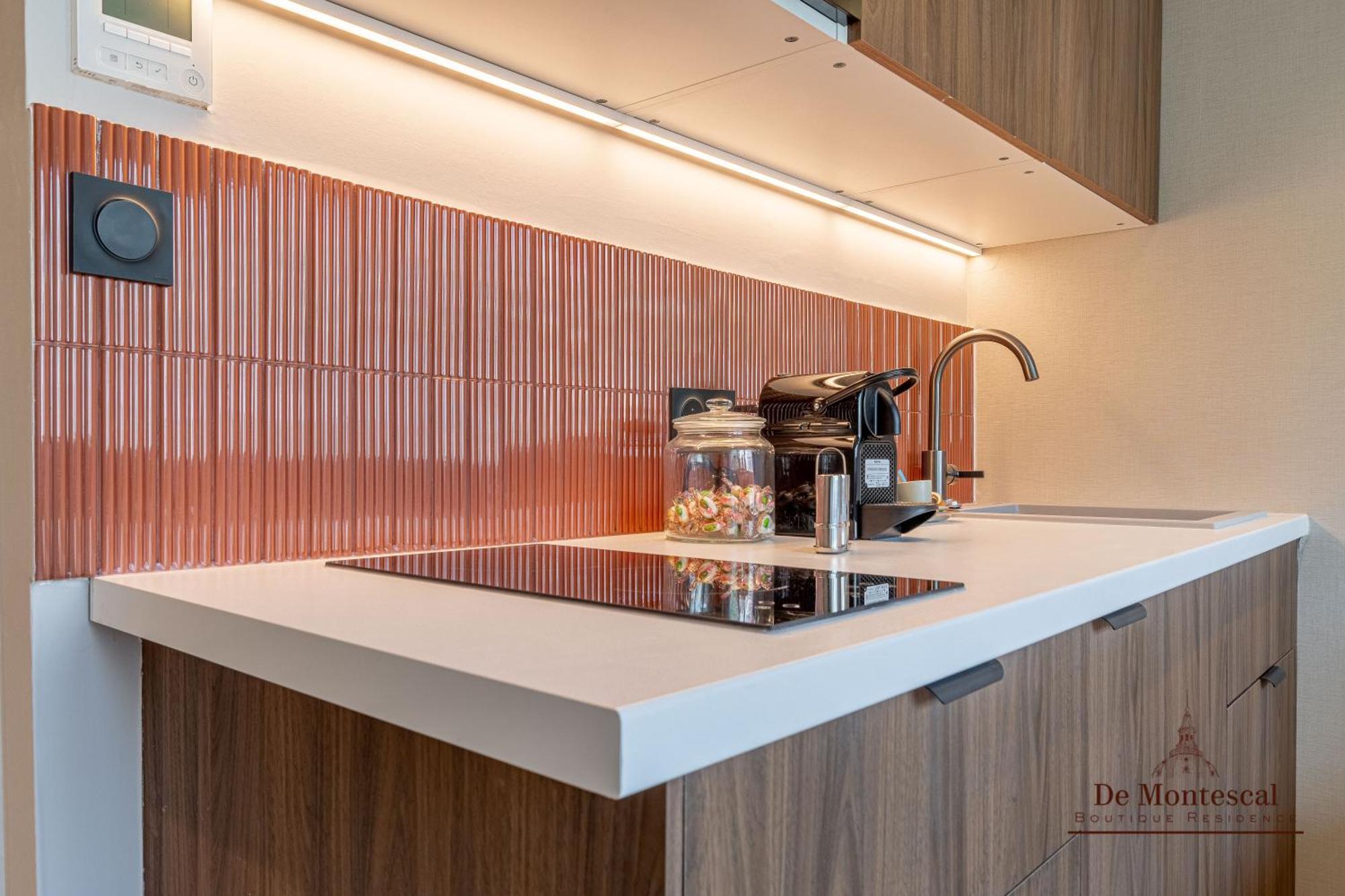De Montescal- Montparnasse Central With Ac 11 To 14M2 Studio In A Prime Location Paris Exterior photo